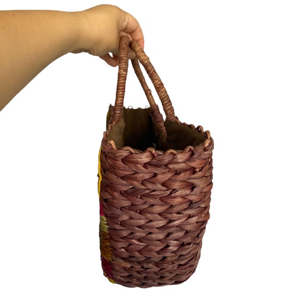 Vintage Woven Floral Beach Tote Bag - Picture 2 of 4